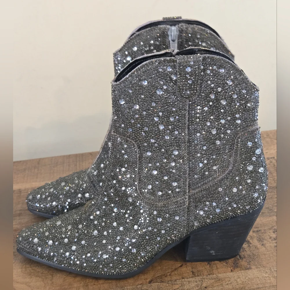 Matisse Shayne Rhinestone Green Ankle Booties Womens Size 7